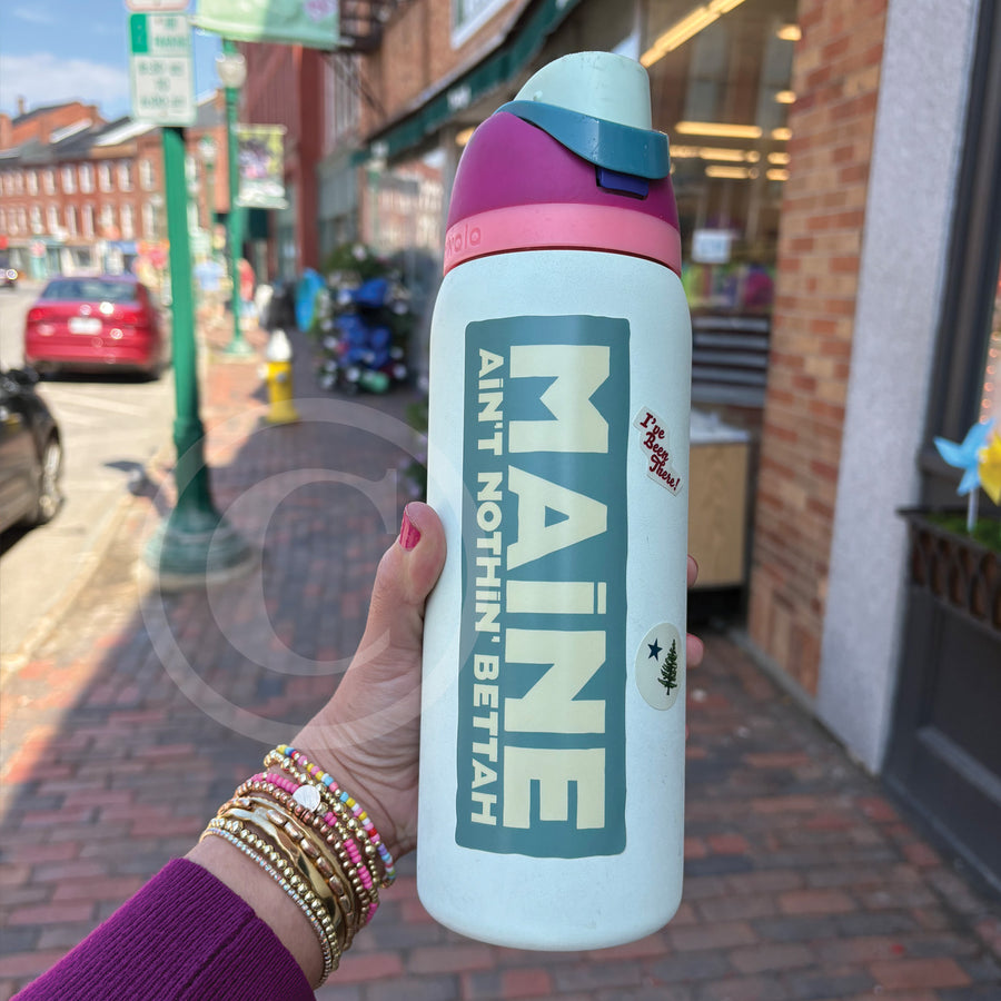 MAINE AIN'T NOTHIN' BETTAH STICKER